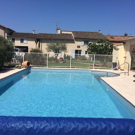 Les Chenets Bed and Breakfast Chenay  Buitenkant foto