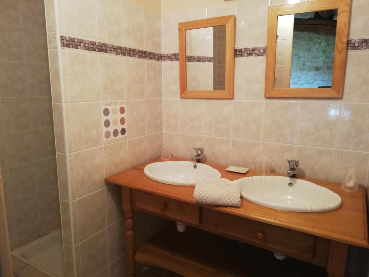 Les Chenets Bed and Breakfast Chenay  Buitenkant foto