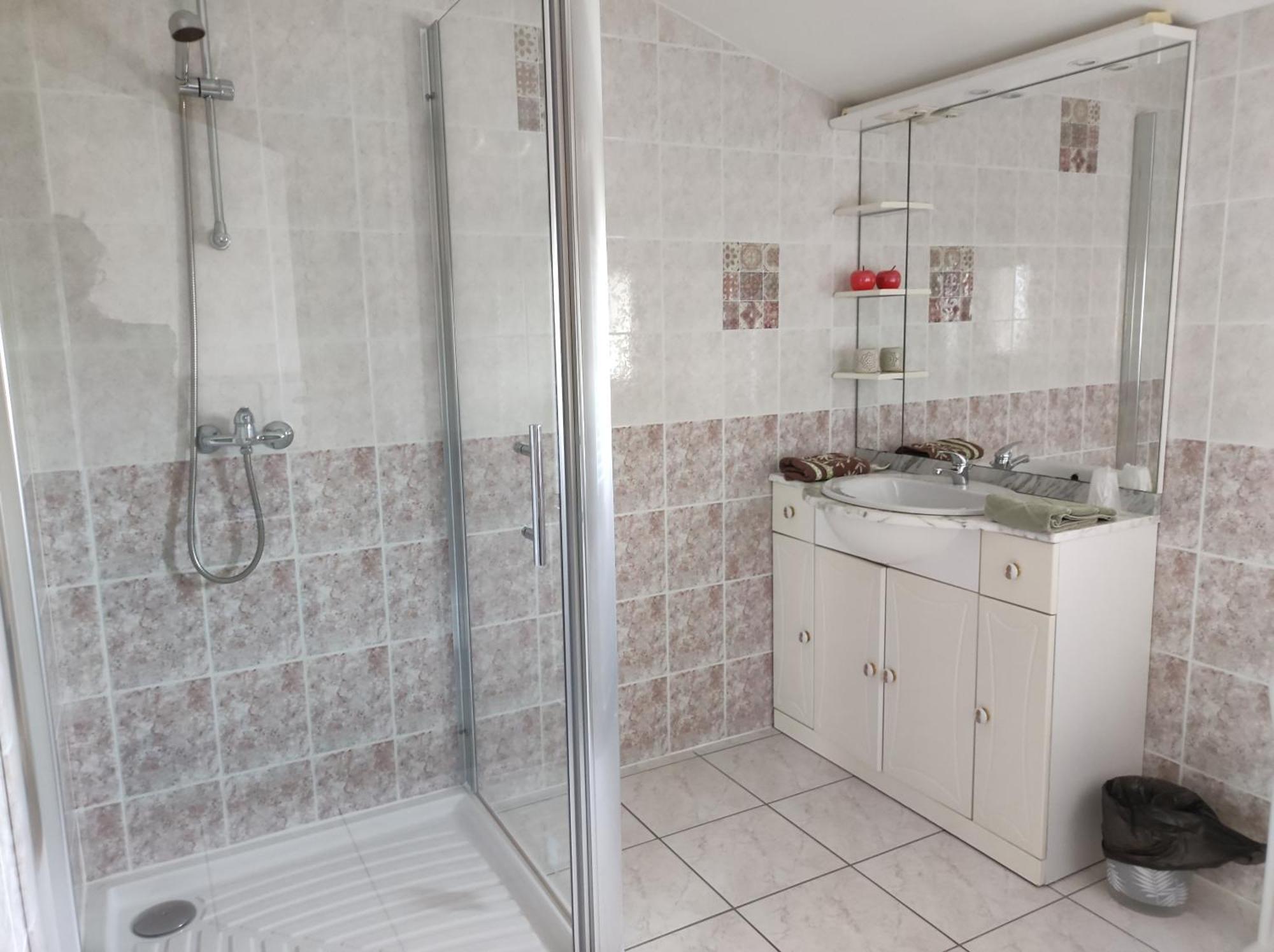 Les Chenets Bed and Breakfast Chenay  Buitenkant foto